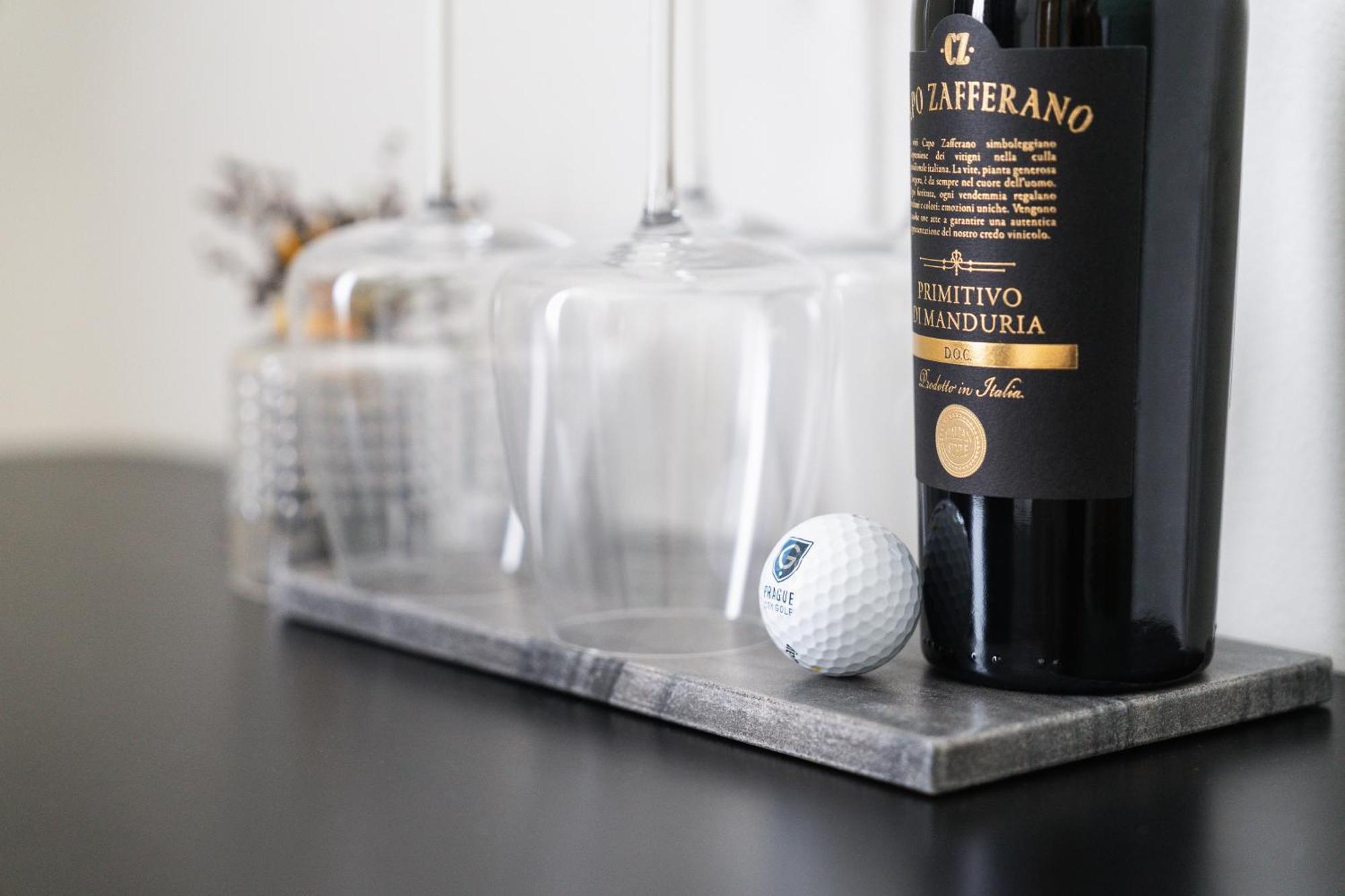 Apartments By Prague City Golf Екстер'єр фото