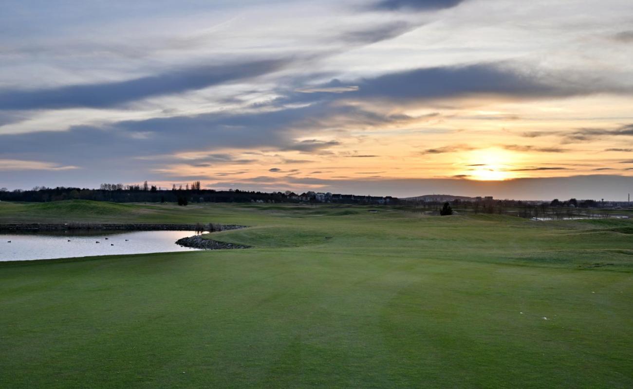 Apartments By Prague City Golf Екстер'єр фото
